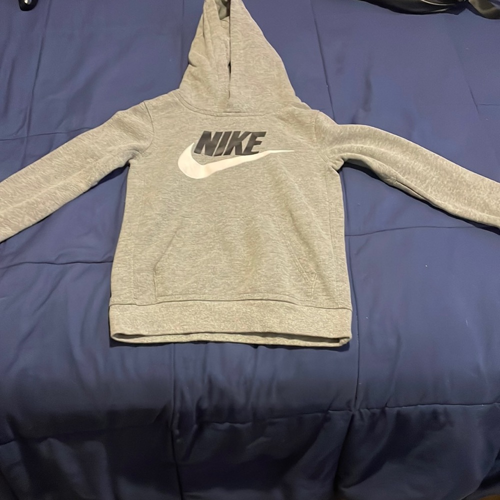 Nike sweater
